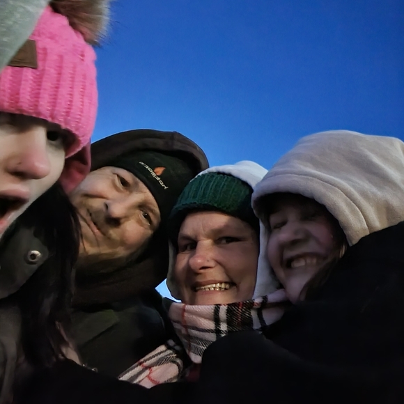 BACK UP AD Live listing updates share sat at 9am - Picture 8 of 16